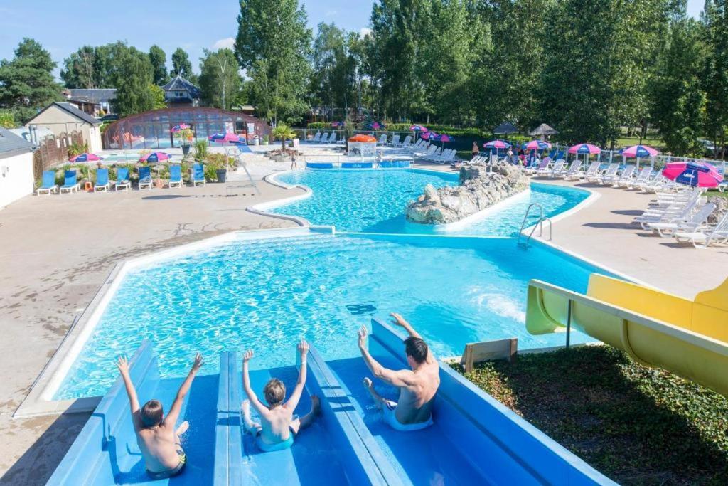 Camping 4* 3 Ch 2 Sdb- Lave Linge- Lave Vaisselle Onzain Exteriér fotografie